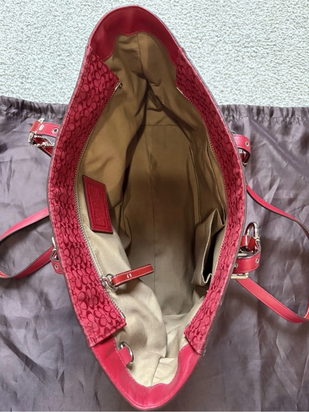 Coach Gallery Y2K Rare Cherry Red Signature Little “c” Monogram Medium Tote Bag - Picture 8 of 12